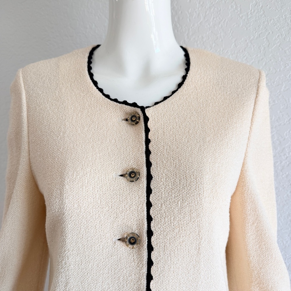 St. John Cream Bouclé Jacket with Black Trim - Picture 4 of 14